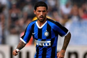 关于赛后武汉三镇调整名单以备欧联，临场应变环节打磨，赛场秩序良好，控场能力受关注的信息-竞技宝娱乐平台